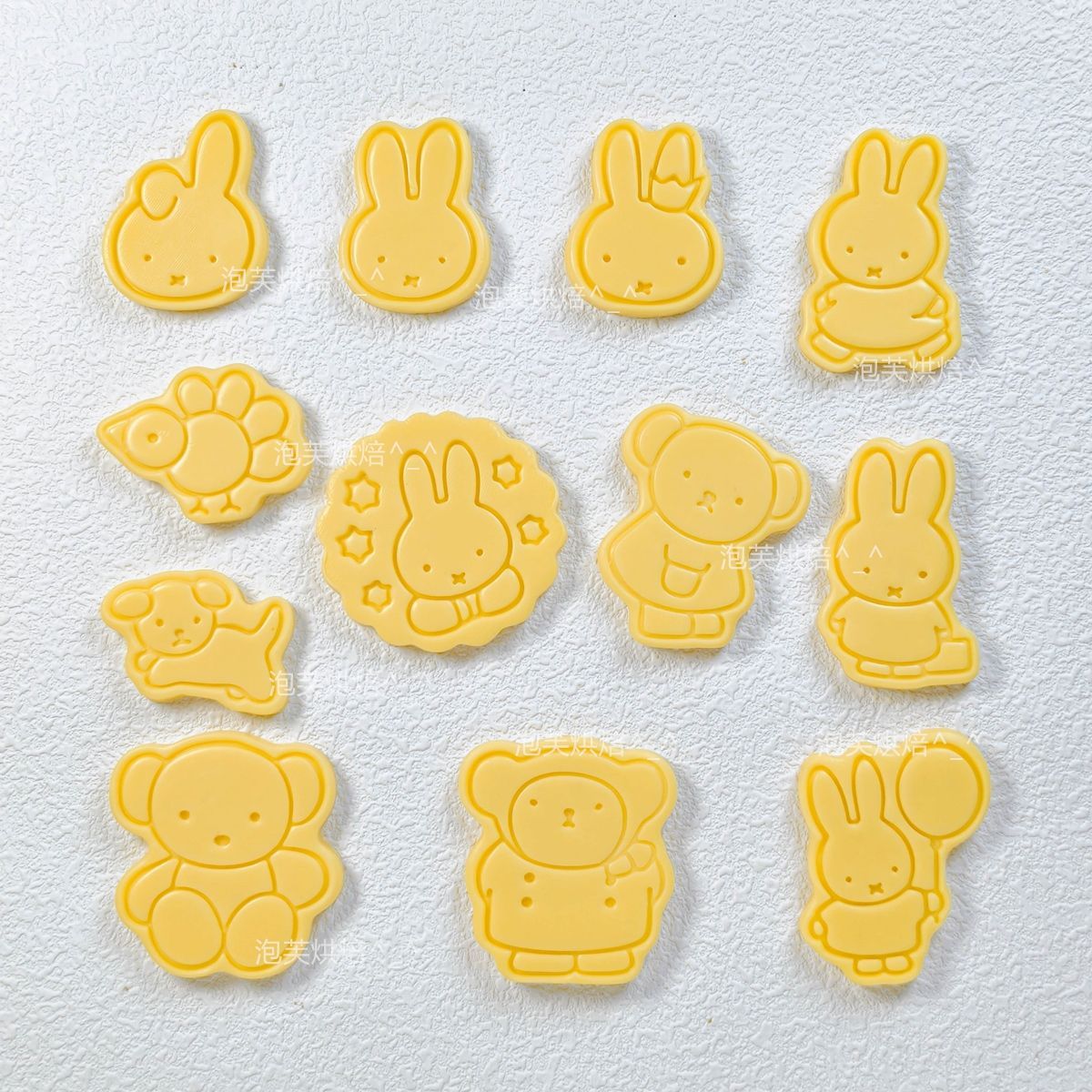 かわいい 3D プレスクッキー型 ミッフィー柄付き 再利用可 - Kids Outdoor Kitchen Accessories のレビューと価格
