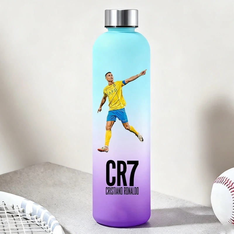 900 ミリリットル CR7 ウォーターボトルカジュアルサッ - Kids Outdoor Kitchen Accessories のレビューと価格